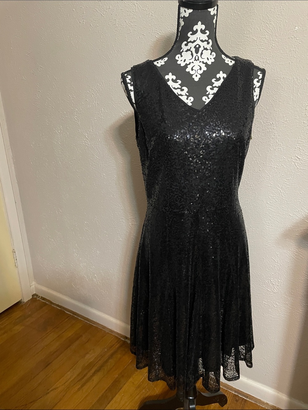 Donna Karan Black Sleeveless Sequin Midi Dress